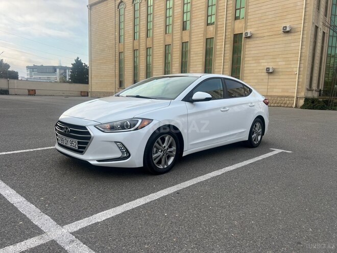 Hyundai Elantra 2017, 137,900 km - 2.0 l - Bakı
