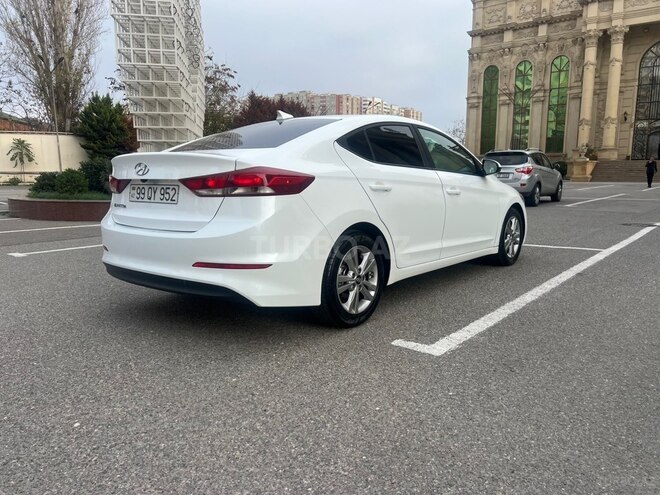 Hyundai Elantra 2017, 137,900 km - 2.0 l - Bakı