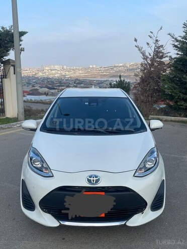 Toyota Aqua 2017, 241,402 km - 1.5 l - Bakı