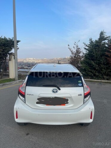 Toyota Aqua 2017, 241,402 km - 1.5 l - Bakı