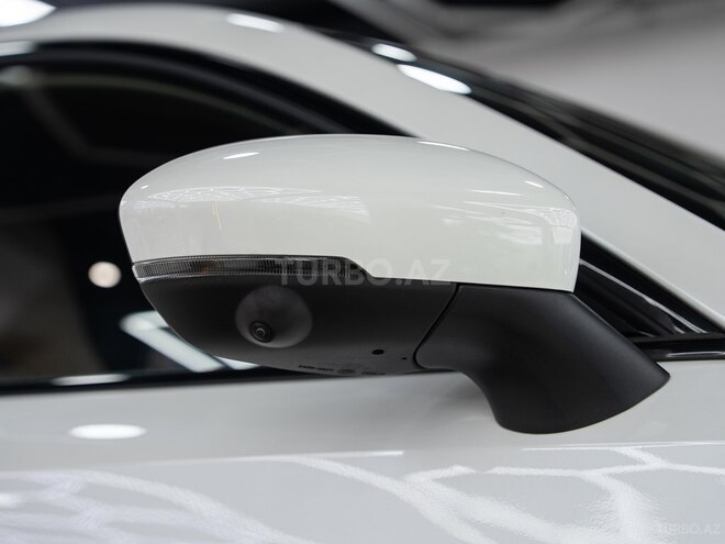 Forthing T5 HEV-13