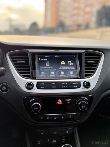 Hyundai Accent 2022, 106,217 km - 1.6 l - Bakı