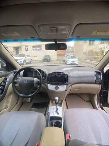 Hyundai Elantra-6