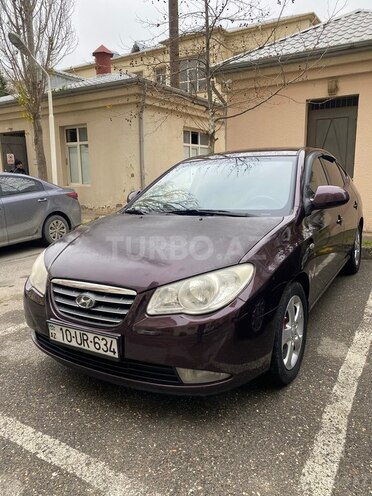 Hyundai Elantra-1
