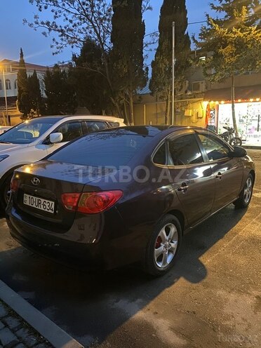 Hyundai Elantra-7