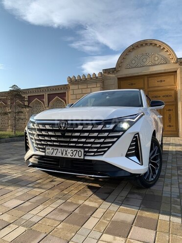 Changan  2025, 37,500 km - 1.5 l - Bakı