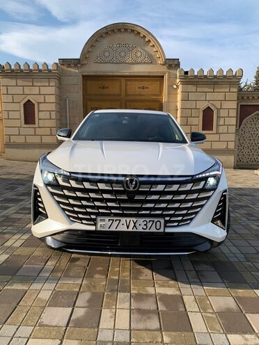Changan  2025, 37,500 km - 1.5 l - Bakı