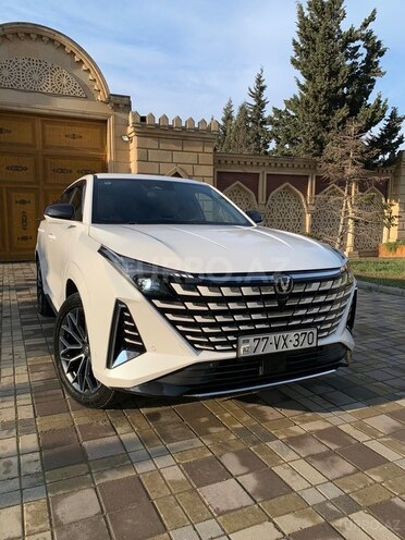 Changan  2025, 37,500 km - 1.5 l - Bakı