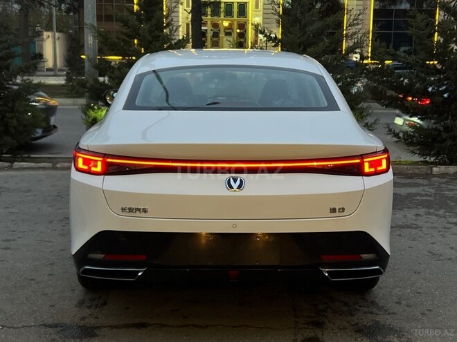 Changan Eado-9