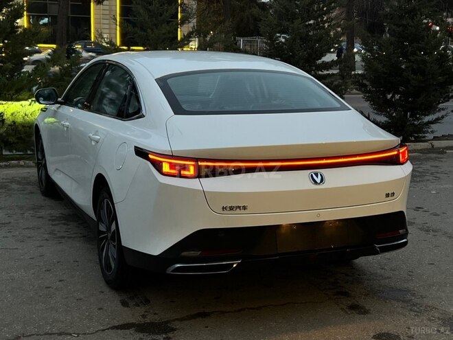 Changan Eado-10