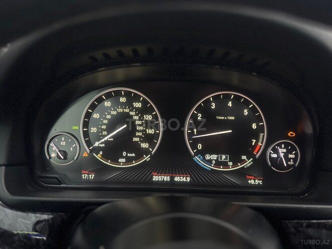 BMW 528 2015, 205,000 km - 2.0 l - Bakı