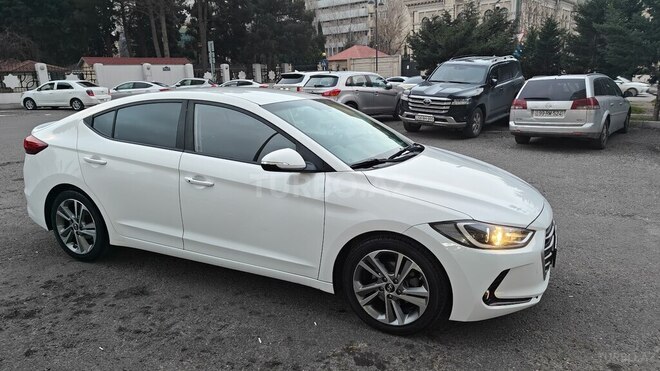 Hyundai Avante 2018, 178,182 km - 1.6 l - Bakı