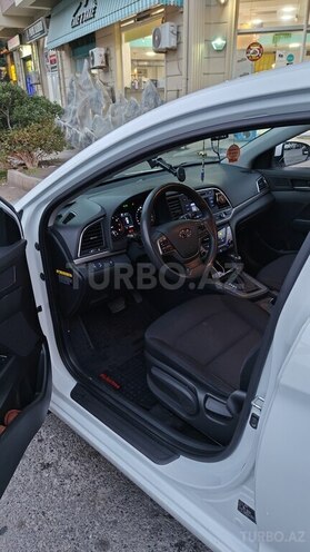 Hyundai Avante 2018, 178,182 km - 1.6 l - Bakı