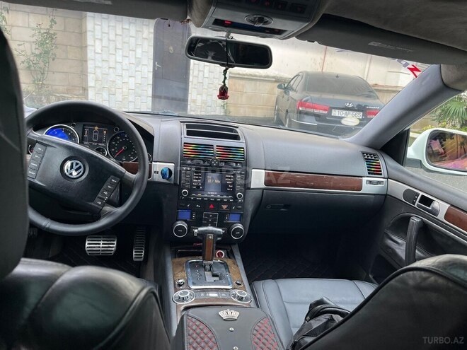 Volkswagen Touareg 2004, 234,659 km - 4.2 l - Lənkəran