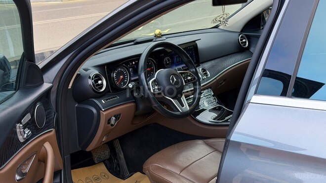 Mercedes E 220 d 2019, 214,000 km - 2.0 l - Bakı