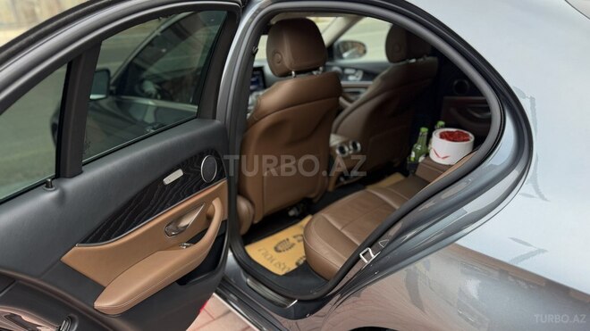 Mercedes E 220 d 2019, 214,000 km - 2.0 l - Bakı