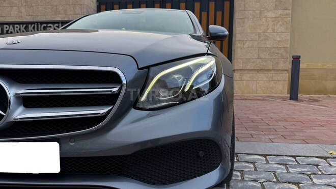 Mercedes E 220 d 2019, 214,000 km - 2.0 l - Bakı