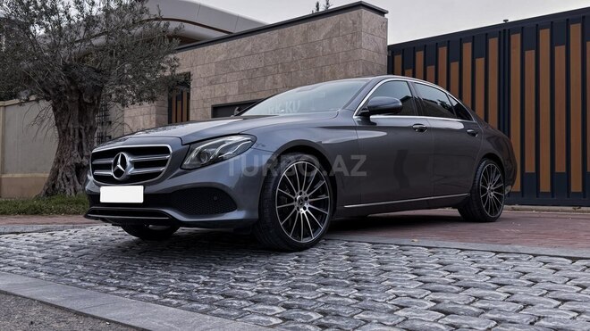 Mercedes E 220 d 2019, 214,000 km - 2.0 l - Bakı