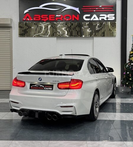 BMW 330-11