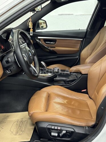 BMW 330-16