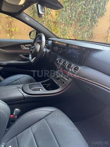Mercedes E 300-4