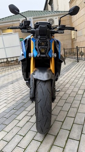 Suzuki GSX-S1000-9