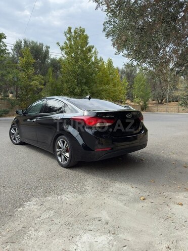 Hyundai Elantra 2015, 145,000 km - 1.8 л - Bakı