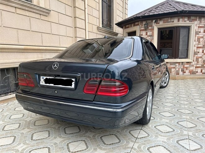 Mercedes E 270 2000, 390,000 km - 2.7 l - Bakı
