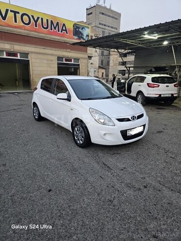 Hyundai i20 2010, 88,000 km - 1.2 л - Gəncə