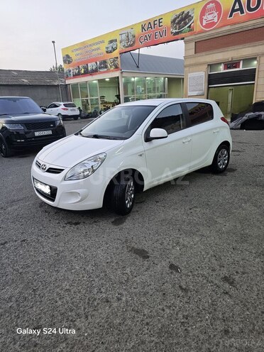 Hyundai i20 2010, 88,000 km - 1.2 л - Gəncə