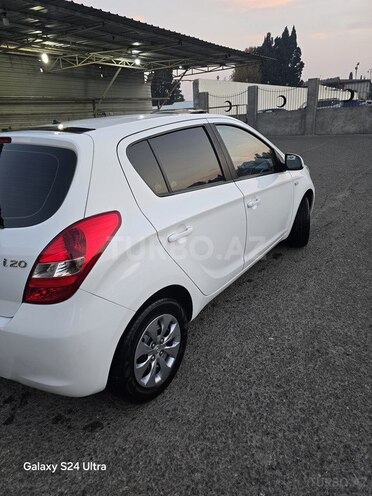 Hyundai i20 2010, 88,000 km - 1.2 л - Gəncə