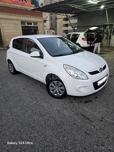 Hyundai i20 2010, 88,000 km - 1.2 л - Gəncə