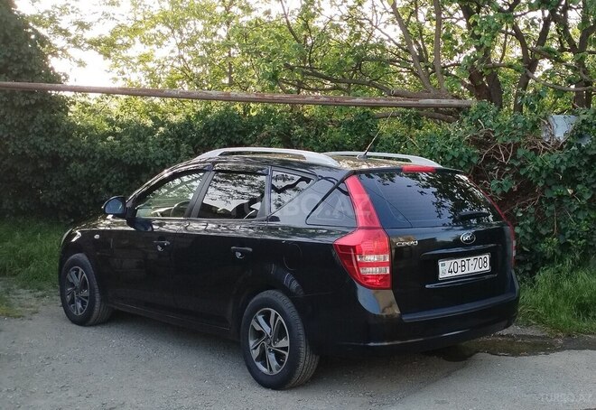 Kia  2008, 263,000 km - 1.4 l - Quba