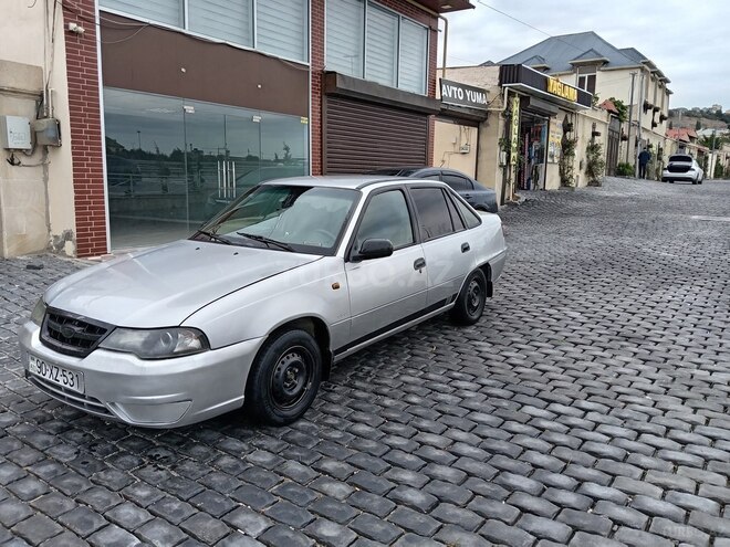 Daewoo Nexia-2