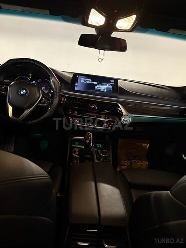 BMW 530 2017, 300,000 km - 2.0 l - Bakı