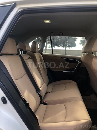 Toyota RAV4 2023, 38,000 km - 2.5 l - Bakı