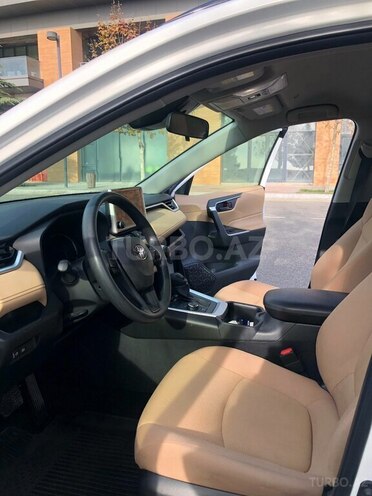 Toyota RAV4 2023, 38,000 km - 2.5 l - Bakı