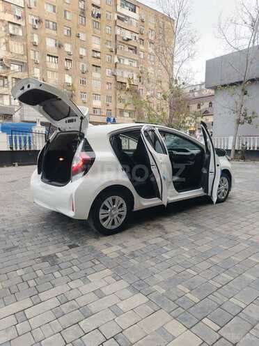 Toyota Aqua 2020, 87,000 km - 1.5 l - Bakı
