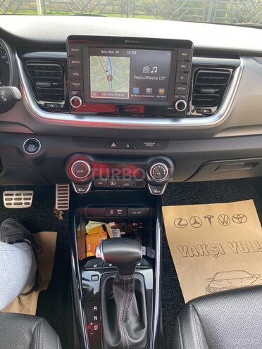 Kia Stonic 2017, 90,000 km - 1.6 l - Bakı