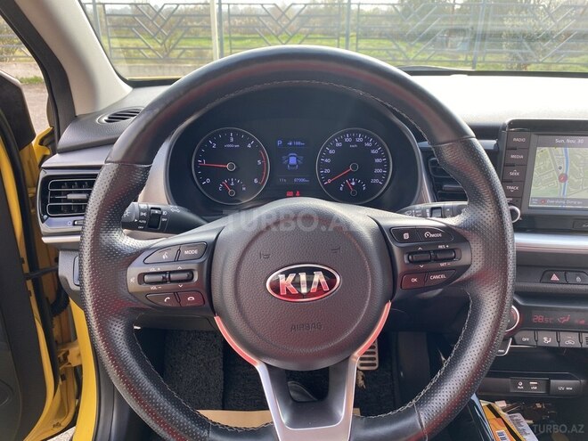 Kia Stonic 2017, 90,000 km - 1.6 l - Bakı