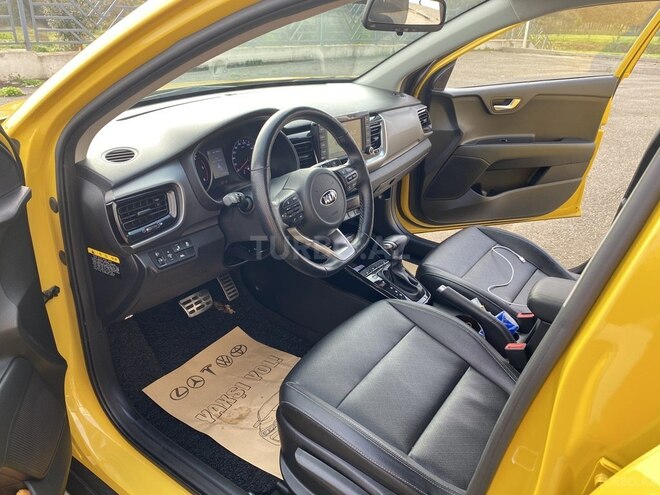 Kia Stonic 2017, 90,000 km - 1.6 l - Bakı