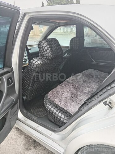 Mercedes E 320 1999, 625,000 km - 3.2 l - Bakı