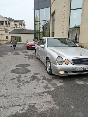 Mercedes E 320 1999, 625,000 km - 3.2 l - Bakı