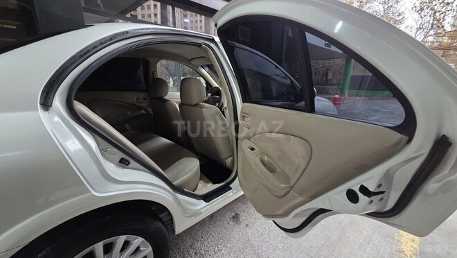 Nissan Sunny 2009, 198,000 km - 1.6 l - Bakı