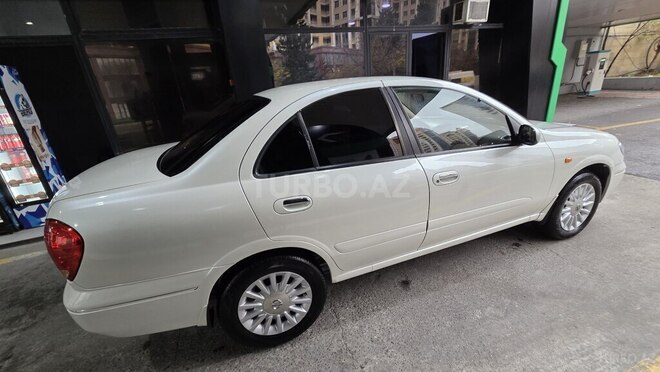 Nissan Sunny 2009, 198,000 km - 1.6 l - Bakı