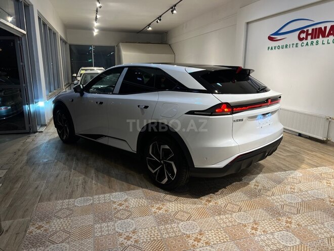 Changan Deepal S07-4