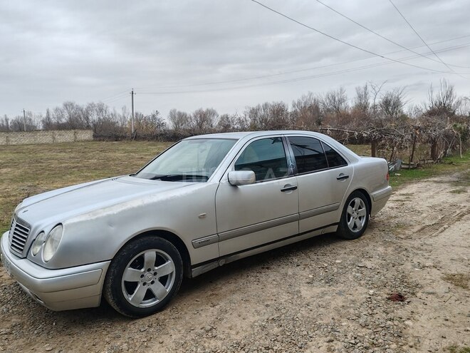Mercedes E 230 1996, 373,400 km - 2.3 l - Sumqayıt