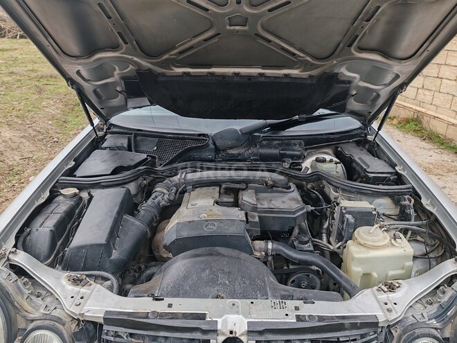 Mercedes E 230 1996, 373,400 km - 2.3 l - Sumqayıt