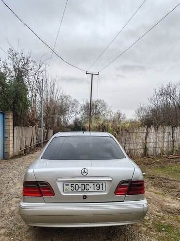 Mercedes E 230 1996, 373,400 km - 2.3 l - Sumqayıt