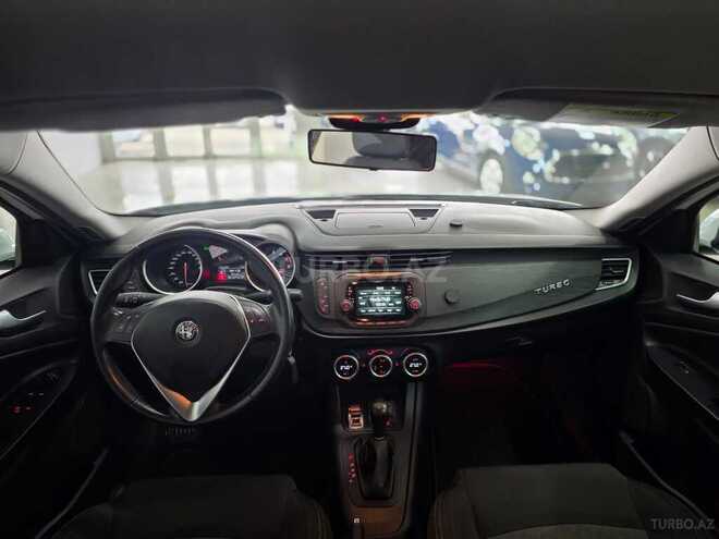 Alfa Romeo Giulietta 2017, 36,000 km - 1.4 l - Bakı